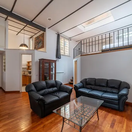 Via Del Lavatore Private Apartment Rome